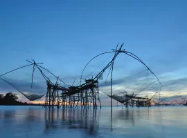 Fischnetze auf dem Fluss nähe Can Tho