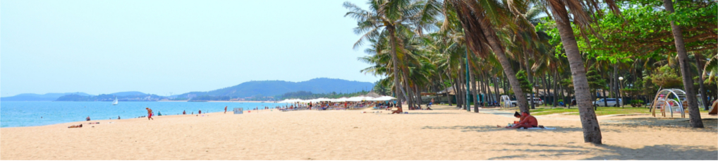 Blick auf den Strand in Nha Trang