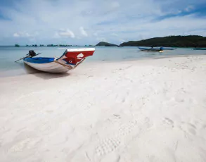 Weisser Sandstrand in Mui Ne